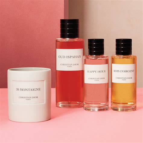 Perfume Reviews by House .